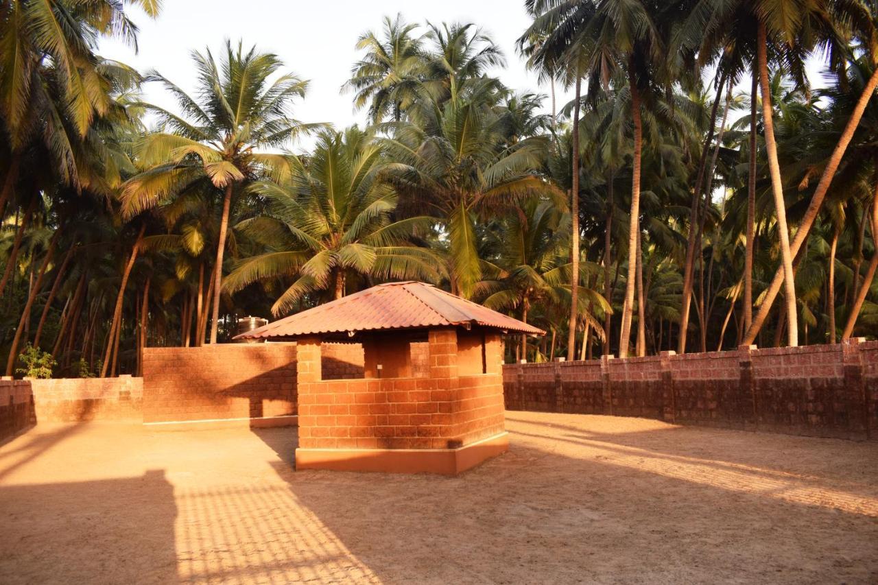 Regenta Resort Mango Village Guhagar Kudan Exterior photo