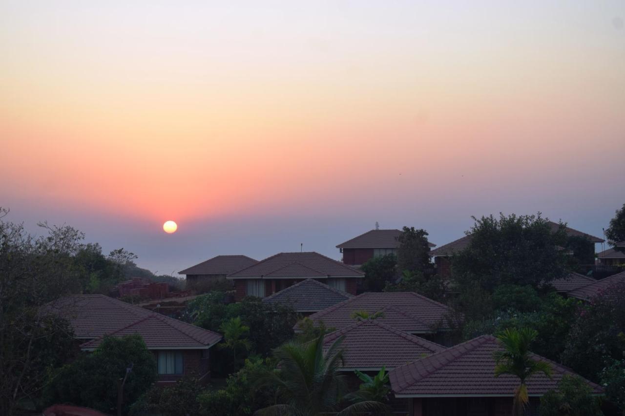 Regenta Resort Mango Village Guhagar Kudan Exterior photo
